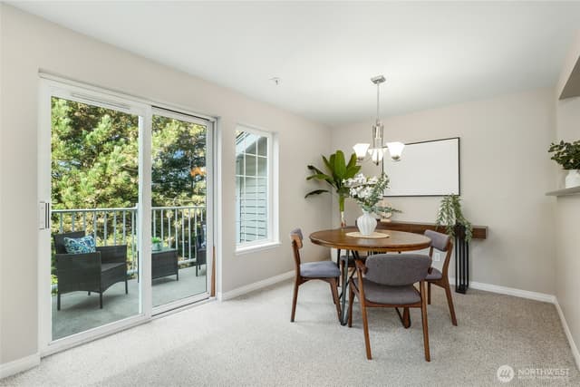 Property photo for 1628 118th Avenue SE #F316, Bellevue photo 4