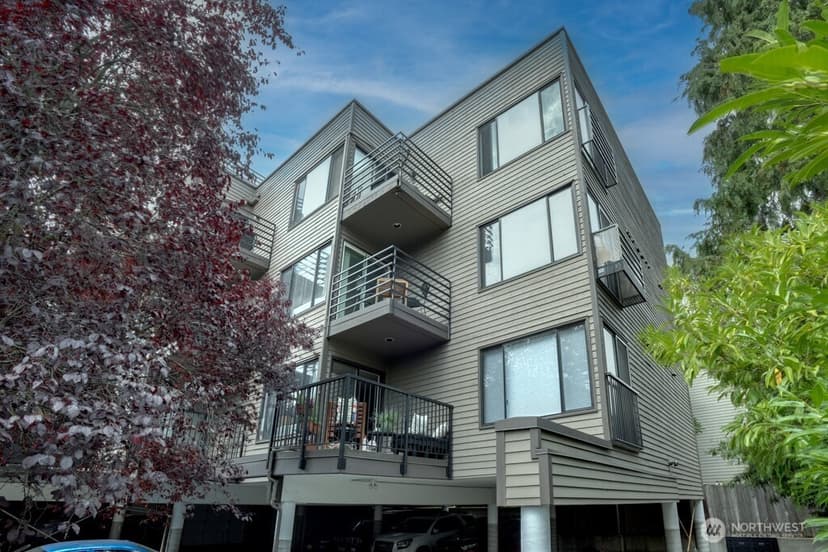 Property photo for 1312 6th Avenue N #9, Seattle photo 26