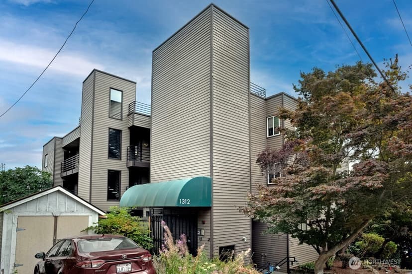 Property photo for 1312 6th Avenue N #9, Seattle photo 25