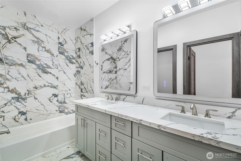 Property photo for 8610 42nd Avenue S, Seattle photo 17