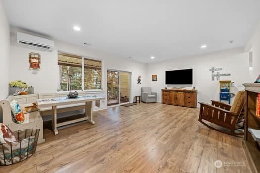 Property photo for 10218 45th Street E, Edgewood photo 21