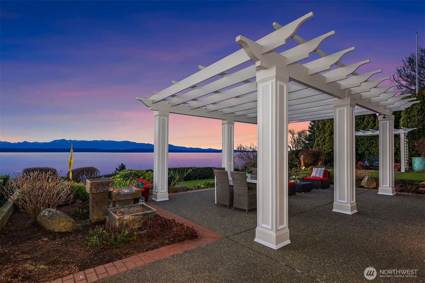 Property photo for 2629 46th Avenue W, Seattle photo 6
