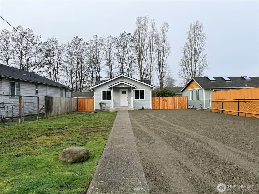Property photo for 3716 S Gunnison Street, Tacoma photo 2