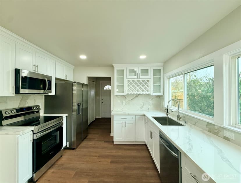 Property photo for 3716 S Gunnison Street, Tacoma photo 13