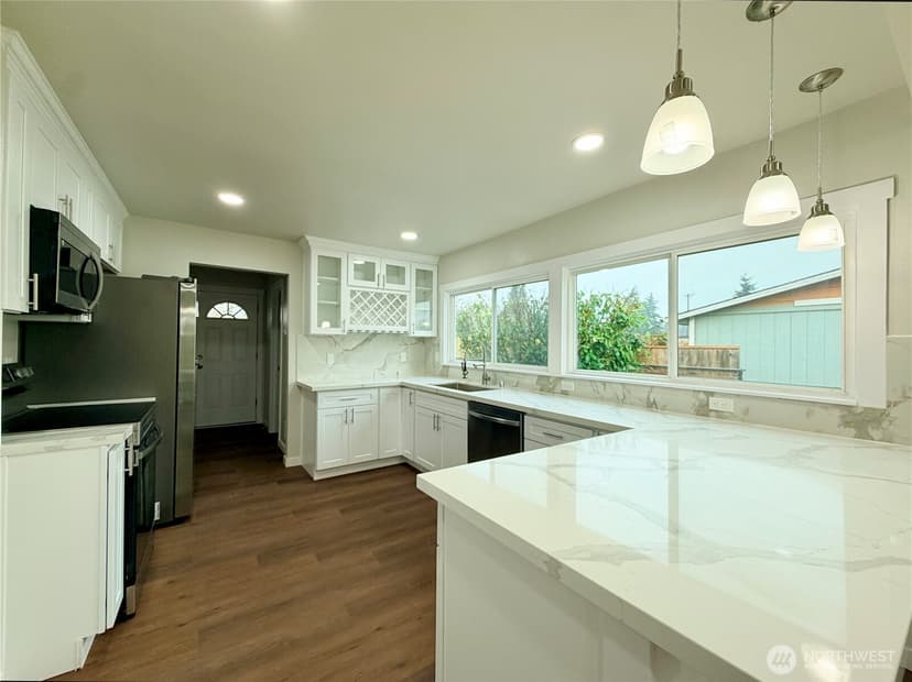 Property photo for 3716 S Gunnison Street, Tacoma photo 11
