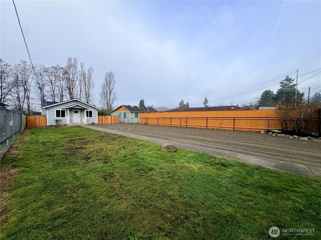 Property photo for 3716 S Gunnison Street, Tacoma photo 4