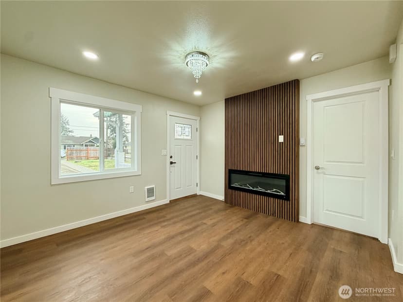 Property photo for 3716 S Gunnison Street, Tacoma photo 8