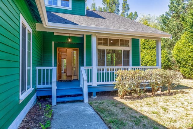 Property photo for 9926 SW 184th Way, Vashon