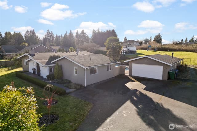 Property photo for 24228 47th Avenue SE, Woodinville photo 4