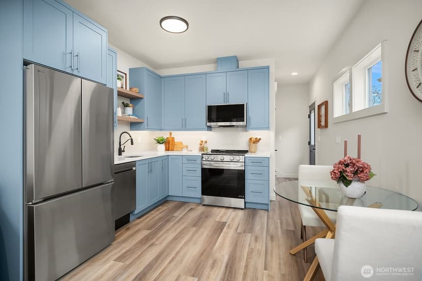 Property photo for 5028 35th Avenue NE #B, Seattle photo 6