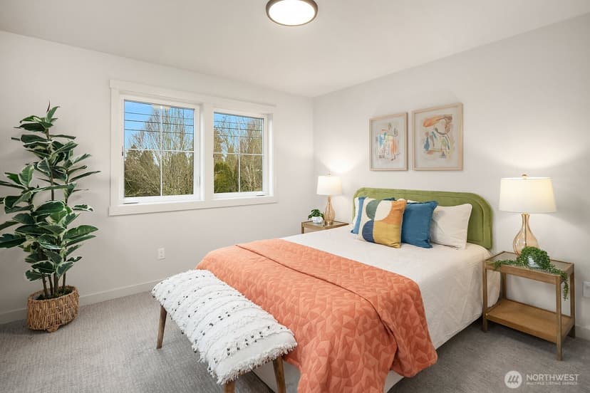 Property photo for 5028 35th Avenue NE #B, Seattle photo 15