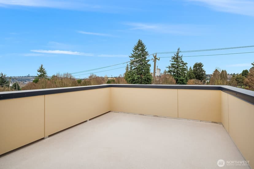 Property photo for 5028 35th Avenue NE #B, Seattle photo 18