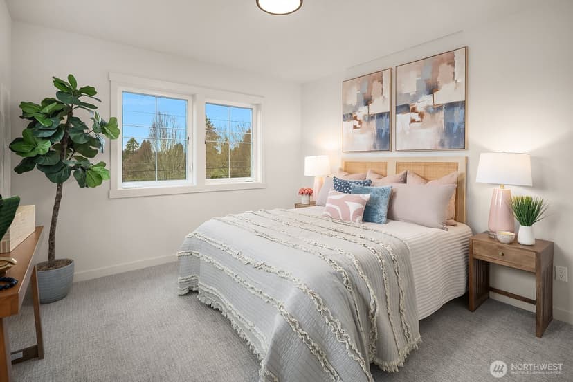 Property photo for 5028 35th Avenue NE #B, Seattle photo 12
