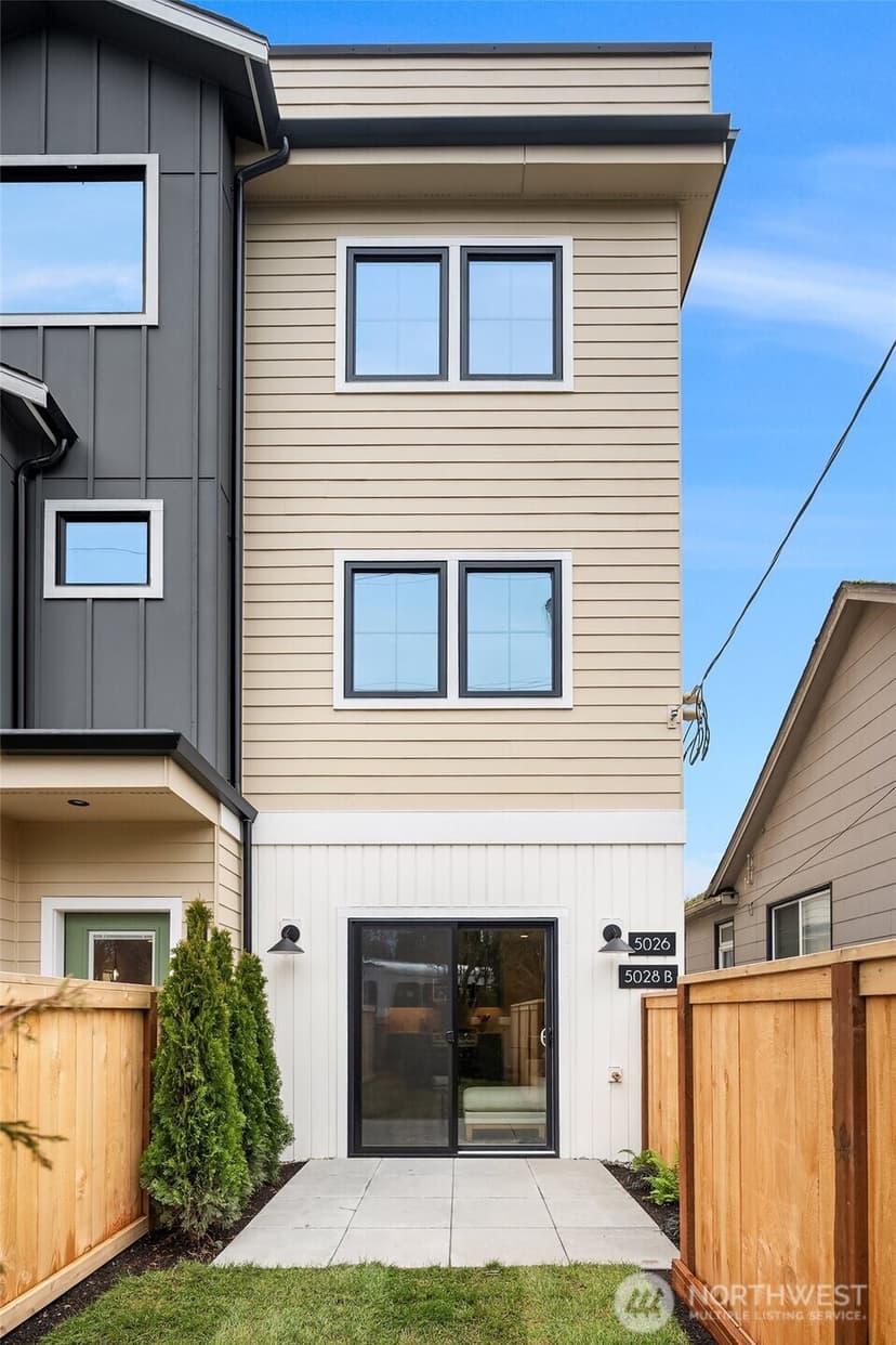 Property photo for 5028 35th Avenue NE #B, Seattle