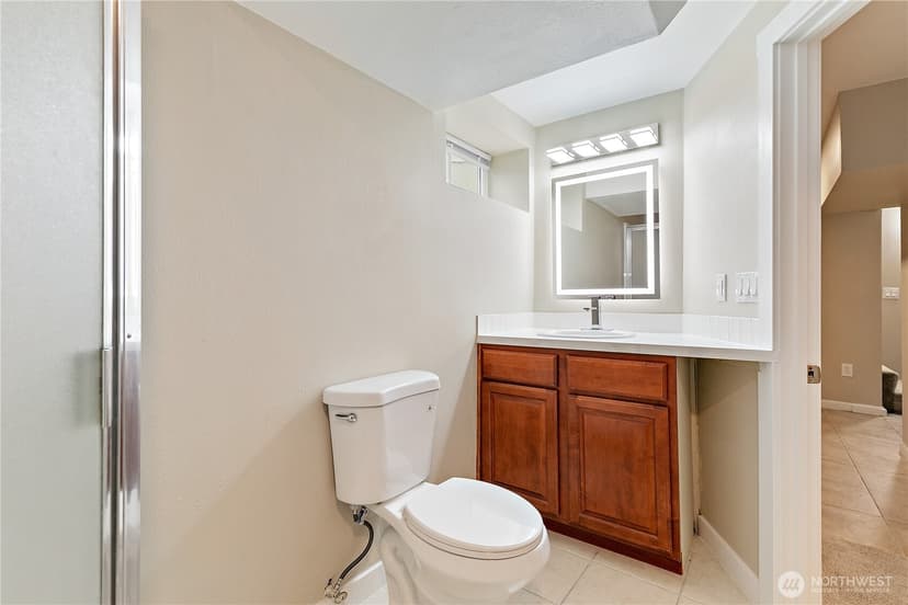 Property photo for 6540 Ardmore Drive SW, Lakewood photo 19