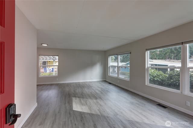 Property photo for 11415 127th Street E #186, Puyallup photo 5