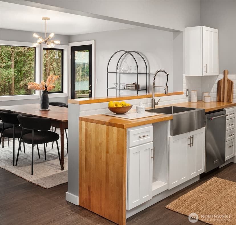 Property photo for 10100 SW Quartermaster Drive, Vashon photo 8
