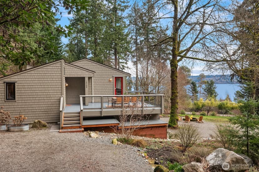 Property photo for 10100 SW Quartermaster Drive, Vashon photo 4