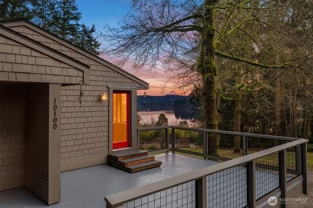 Property photo for 10100 SW Quartermaster Drive, Vashon photo 2