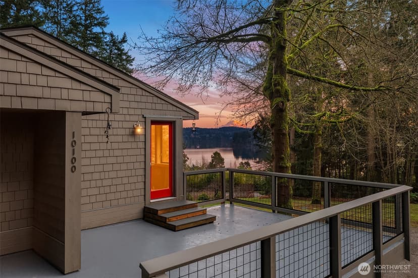 Property photo for 10100 SW Quartermaster Drive, Vashon photo 2