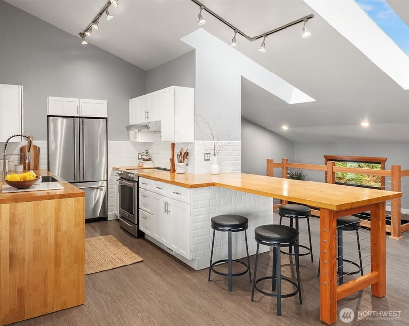 Property photo for 10100 SW Quartermaster Drive, Vashon photo 7