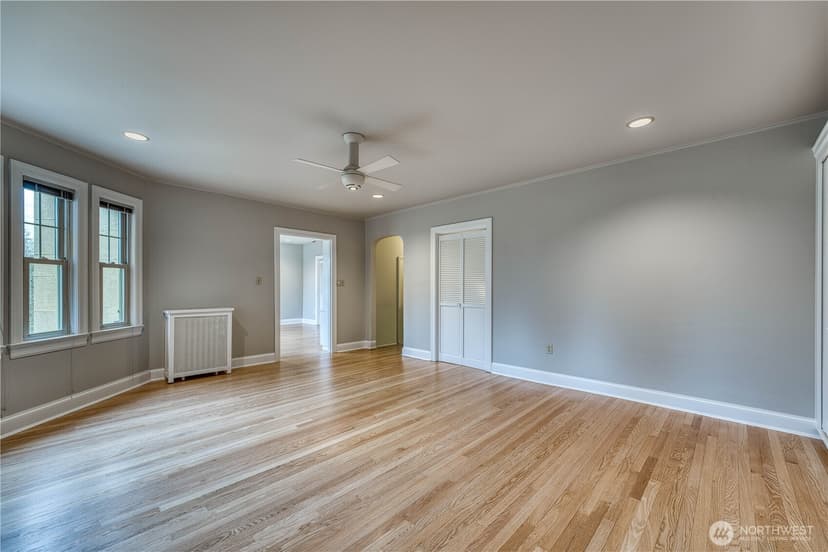 Property photo for 5810 Cowen Place NE #301, Seattle photo 8