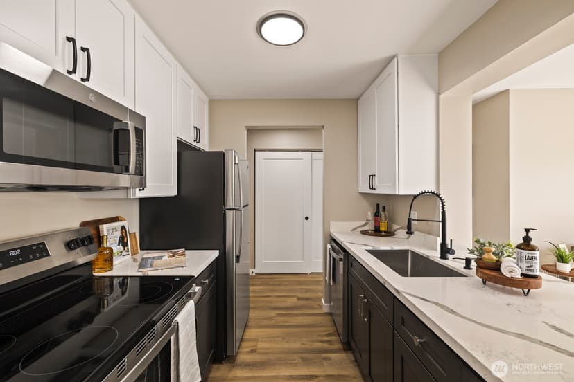 Property photo for 13201 Linden Avenue N #306A, Seattle photo 7