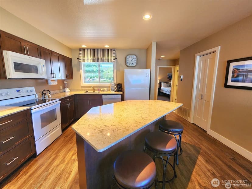 Property photo for 1 Beach 573-B, Manson photo 10