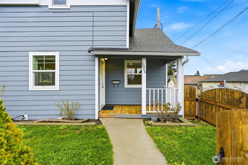 Property photo for 1809 21st Street, Everett photo 3
