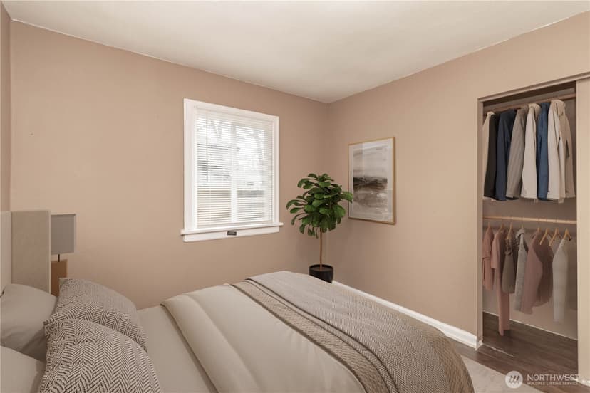 Property photo for 14413 Portland Avenue SW, Lakewood photo 14