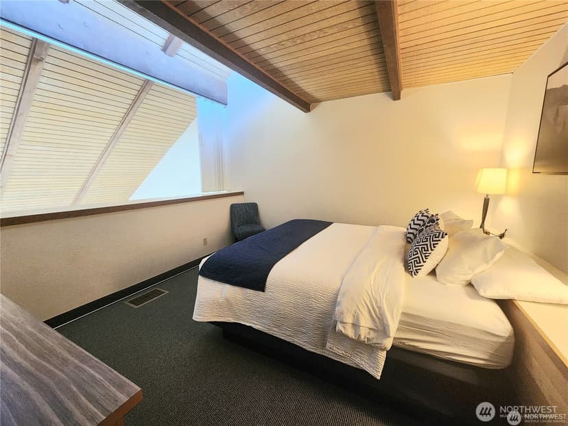Property photo for 1 Nekquelekin 426-D, Manson photo 16