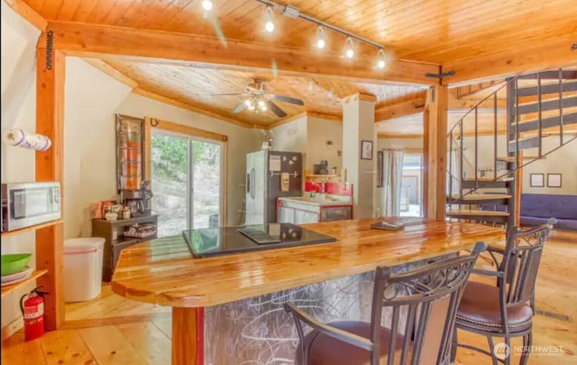 Property photo for 17051 Chumstick Highway, Leavenworth photo 10