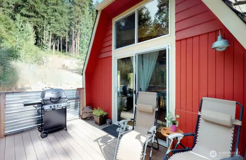 Property photo for 17051 Chumstick Highway, Leavenworth photo 2