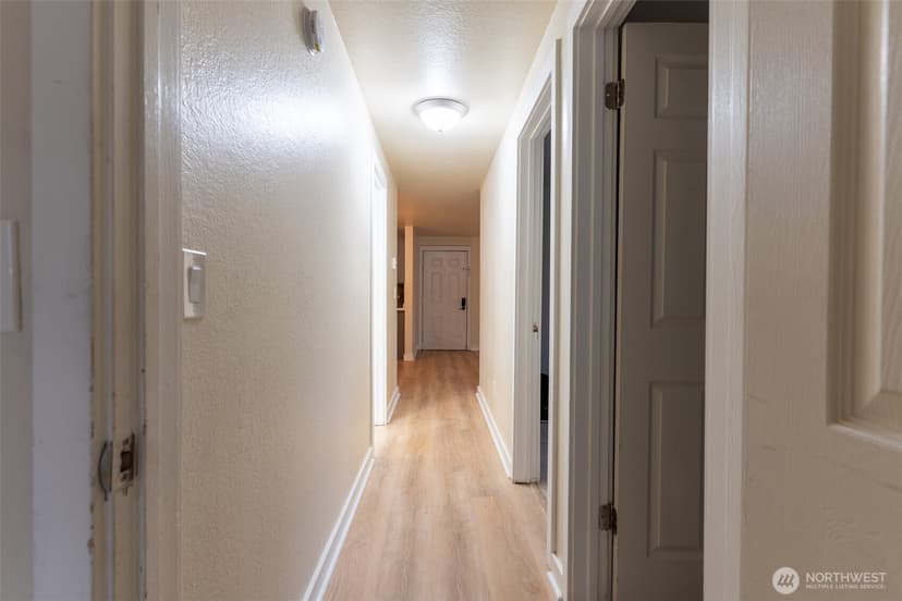 Property photo for 16817 Larch Way #D201, Lynnwood photo 14