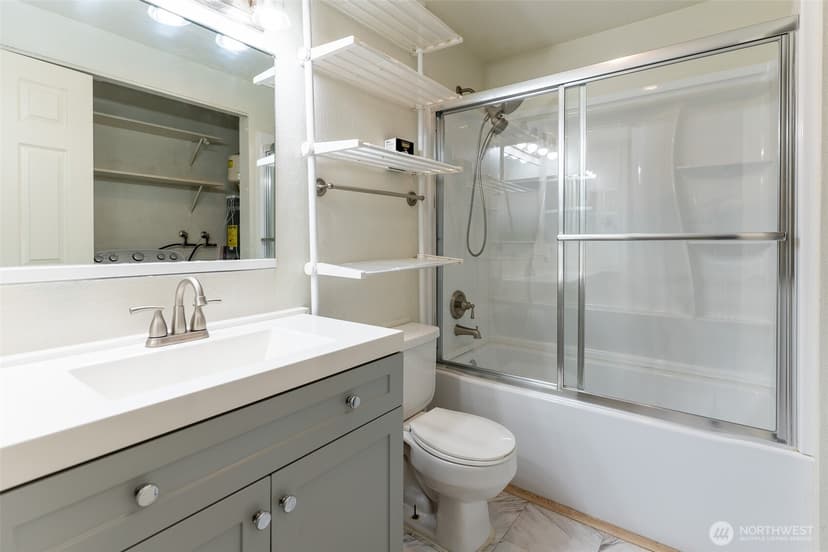 Property photo for 16817 Larch Way #D201, Lynnwood photo 22