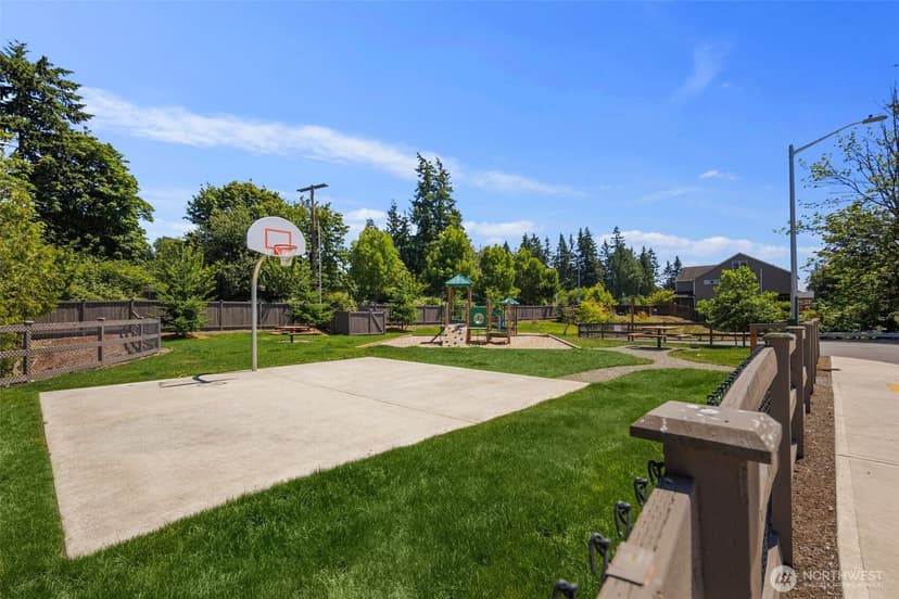 Property photo for 19365 139th Place SE, Renton photo 36