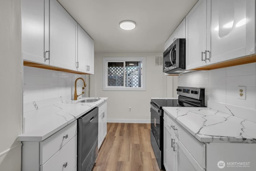 Property photo for 216 K Street SE, Auburn photo 5
