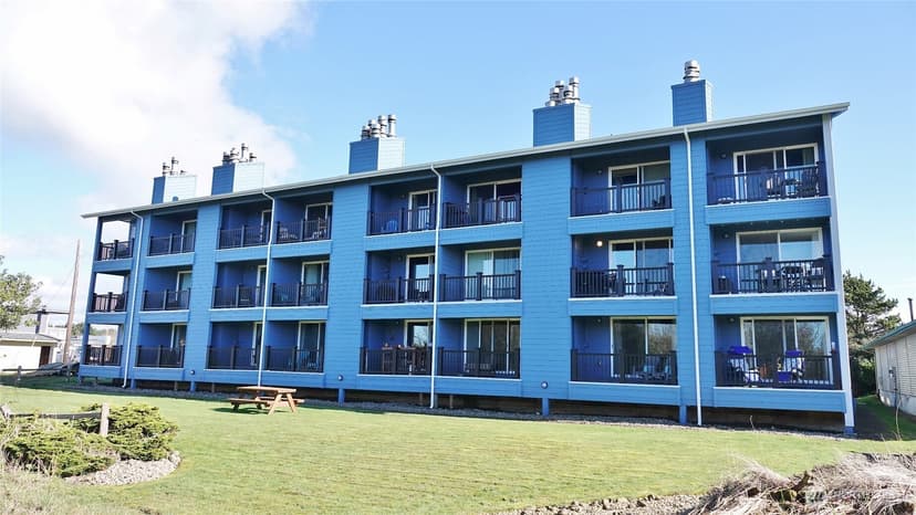Property photo for 835 Ocean Shores Boulevard NW #206, Ocean Shores photo 3