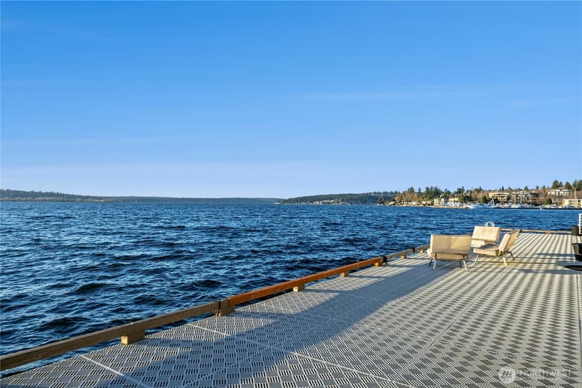 Property photo for 733 Lake Street S #202, Kirkland photo 14
