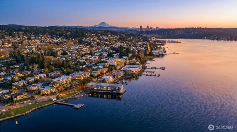 Property photo for 733 Lake Street S #202, Kirkland photo 2