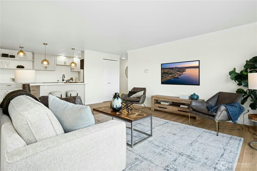 Property photo for 733 Lake Street S #202, Kirkland photo 11