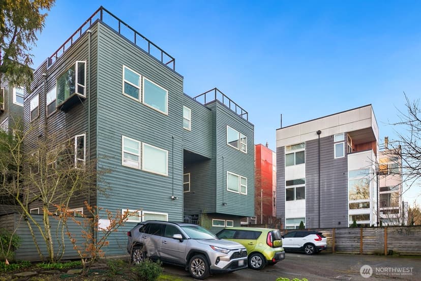 Property photo for 1501 E Spring Street #8, Seattle