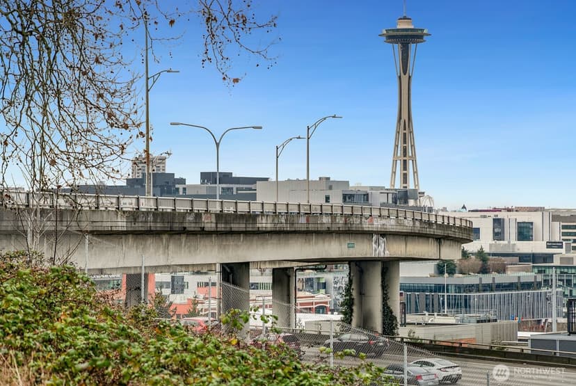 Property photo for 1028 Lakeview Boulevard E #4, Seattle photo 23
