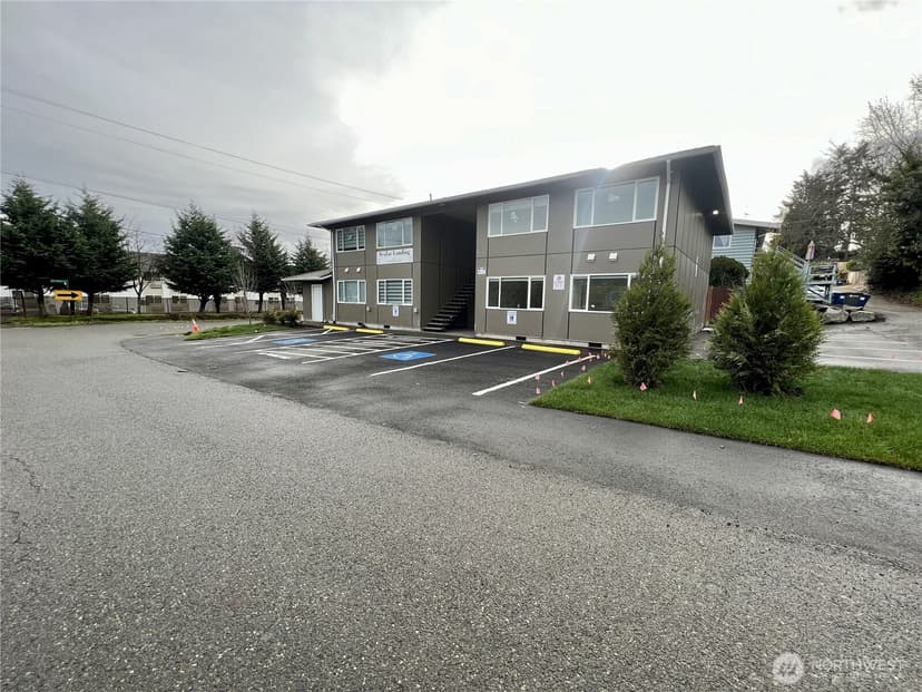 Property photo for 4617 S 189th Street, SeaTac photo 14