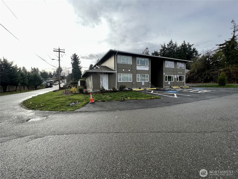 Property photo for 4617 S 189th Street, SeaTac photo 2