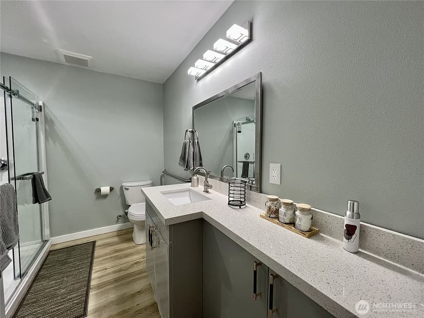 Property photo for 4617 S 189th Street, SeaTac photo 11