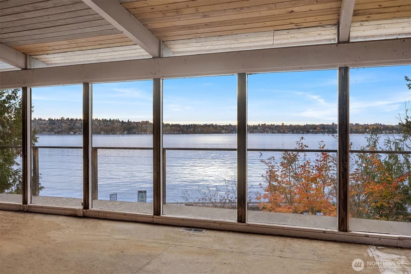 Property photo for 8025 W Mercer Way, Mercer Island photo 20