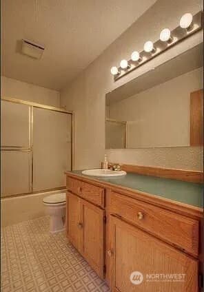 Property photo for 9502 S 200th Street, Kent photo 16