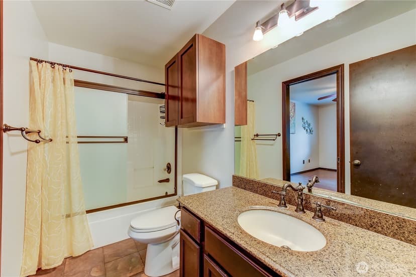 Property photo for 3315 18th Street Pl SW, Puyallup photo 9