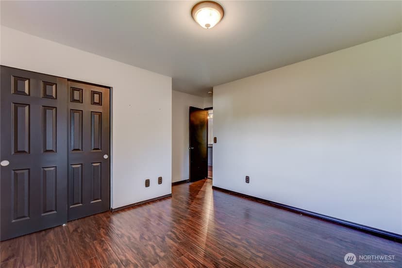Property photo for 3315 18th Street Pl SW, Puyallup photo 14
